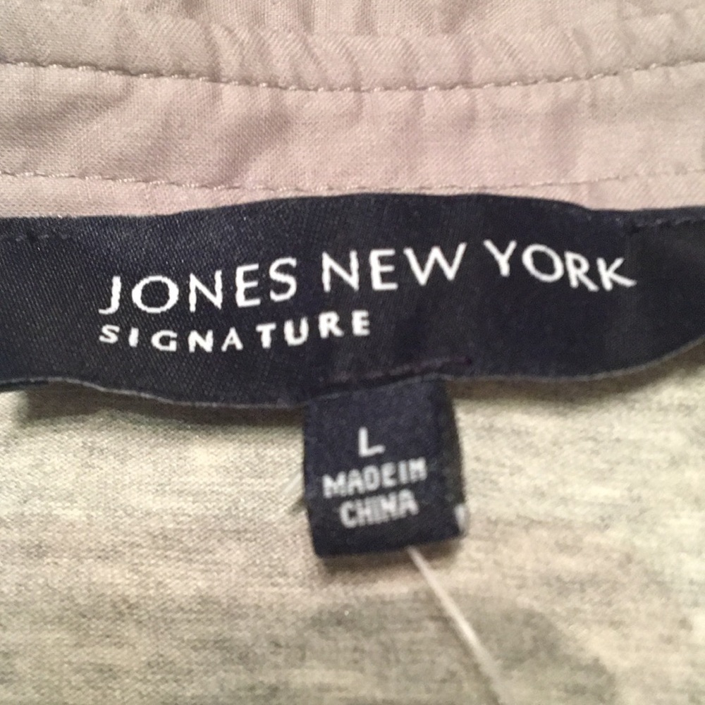 NWT Jones New York Grey Long-Sleeve Shirt - Picture 4 of 7